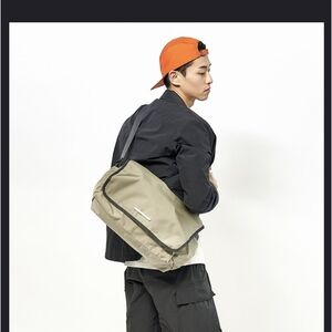 RAWROW-Square Series-Shoulder/Side Messenger Bag (Large/37x22cm)-Olive Green-RMS